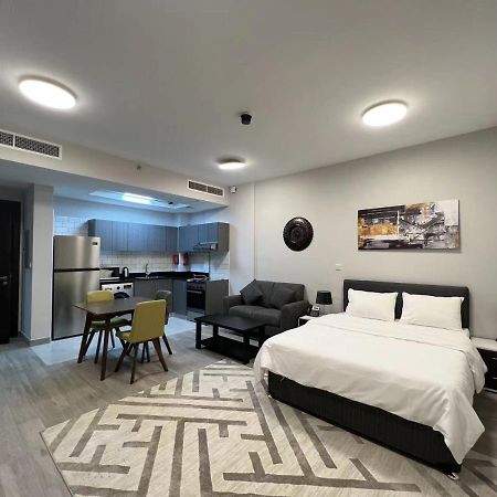 Penrose Place Dubai JVC Extérieur photo