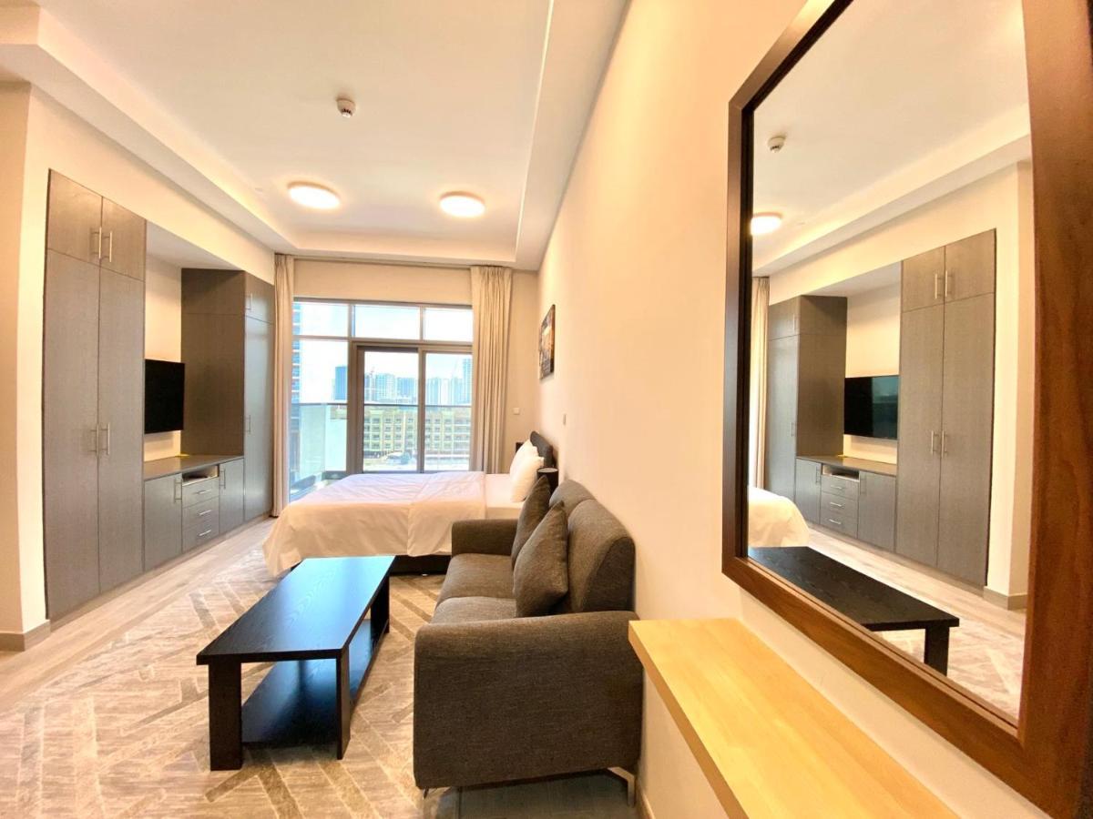 Penrose Place Dubai JVC Extérieur photo