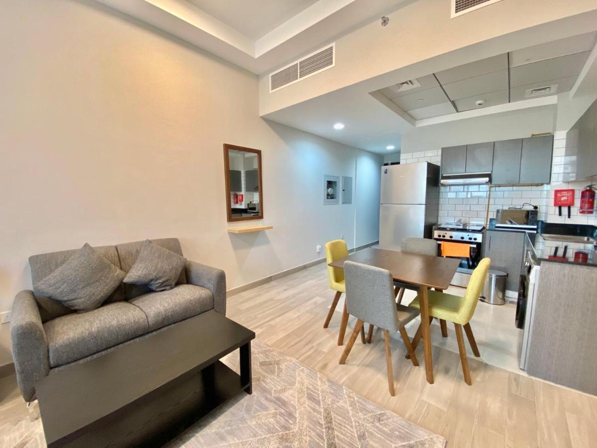 Penrose Place Dubai JVC Extérieur photo