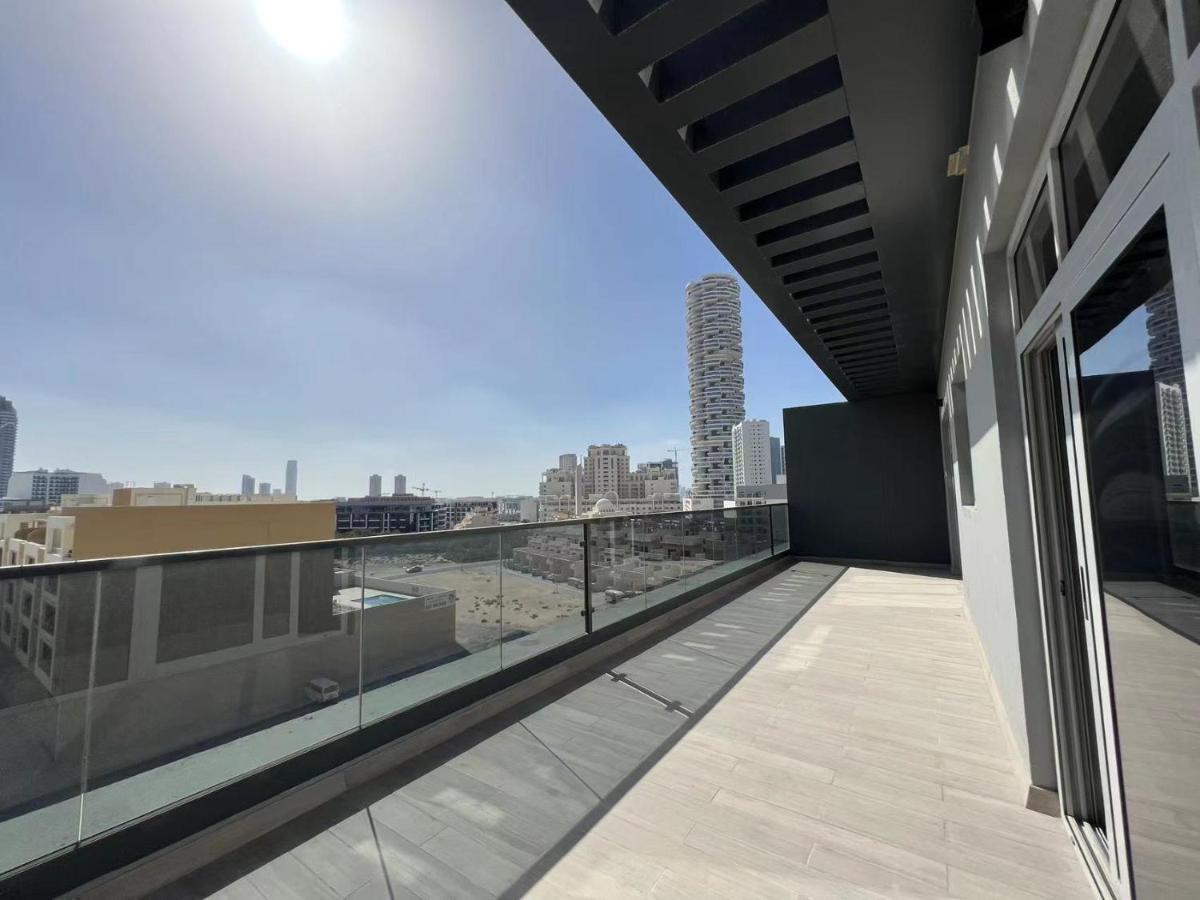 Penrose Place Dubai JVC Extérieur photo