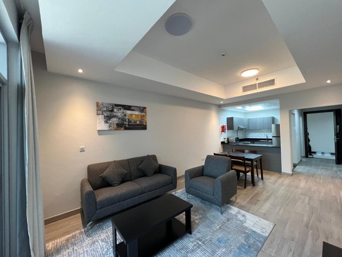 Penrose Place Dubai JVC Extérieur photo