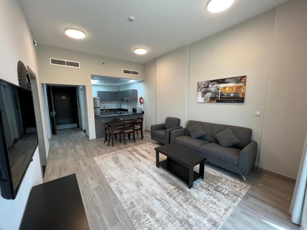 Penrose Place Dubai JVC Extérieur photo